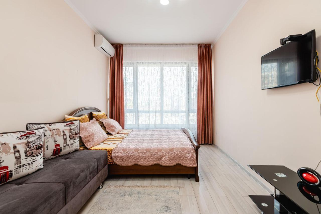 Element, 157 Apartment Алма Ата Екстериор снимка